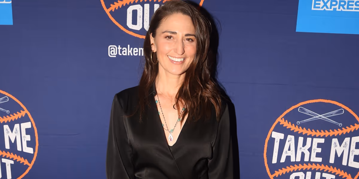 Sara Bareilles, Donna Murphy, Cecily Strong & More to Star in LOCKER ROOM TALK Industry Reading