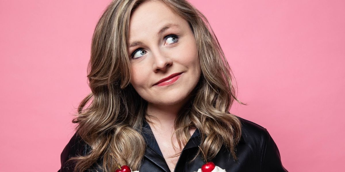 Sasha Ellen Brings MY MILF-SHAKE BRINGS ALL THE BOYS TO THE YARD to the Edinburgh Fringe