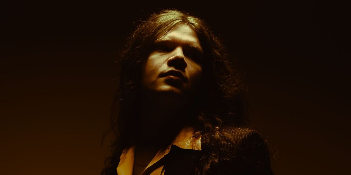Sawyer Hill to Release Debut EP Heartbreak Hysteria in April; Shares New Track