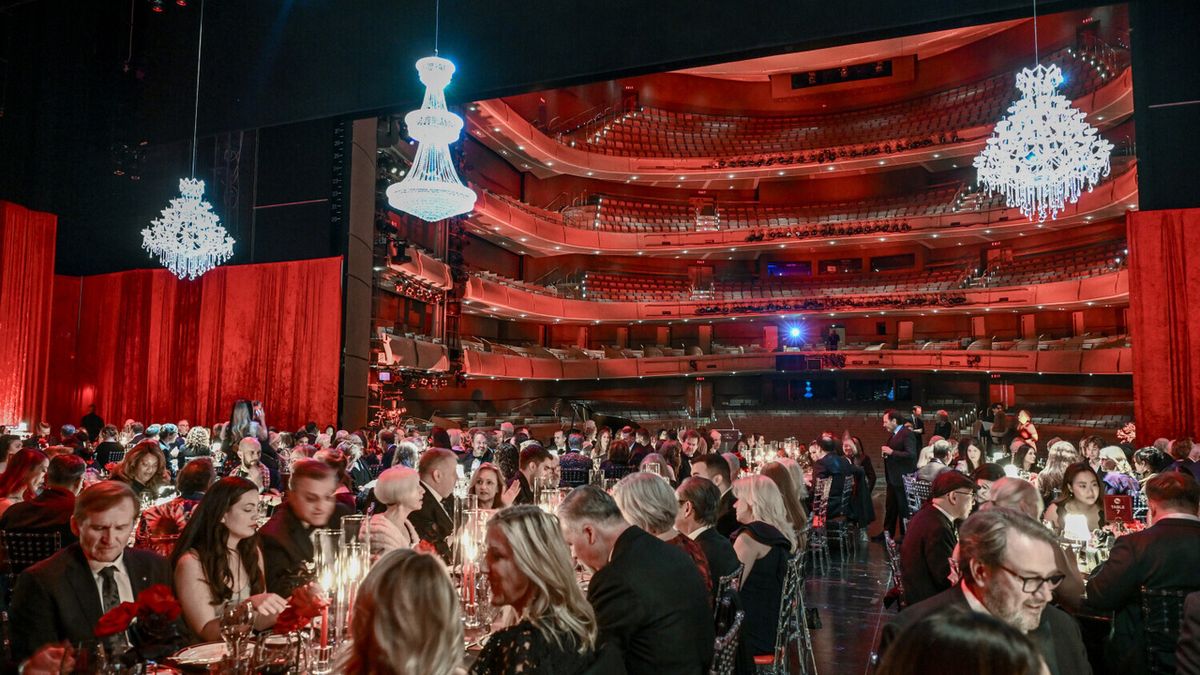 Seven Finalists Named for Canadian Opera Company's Centre Stage Competition