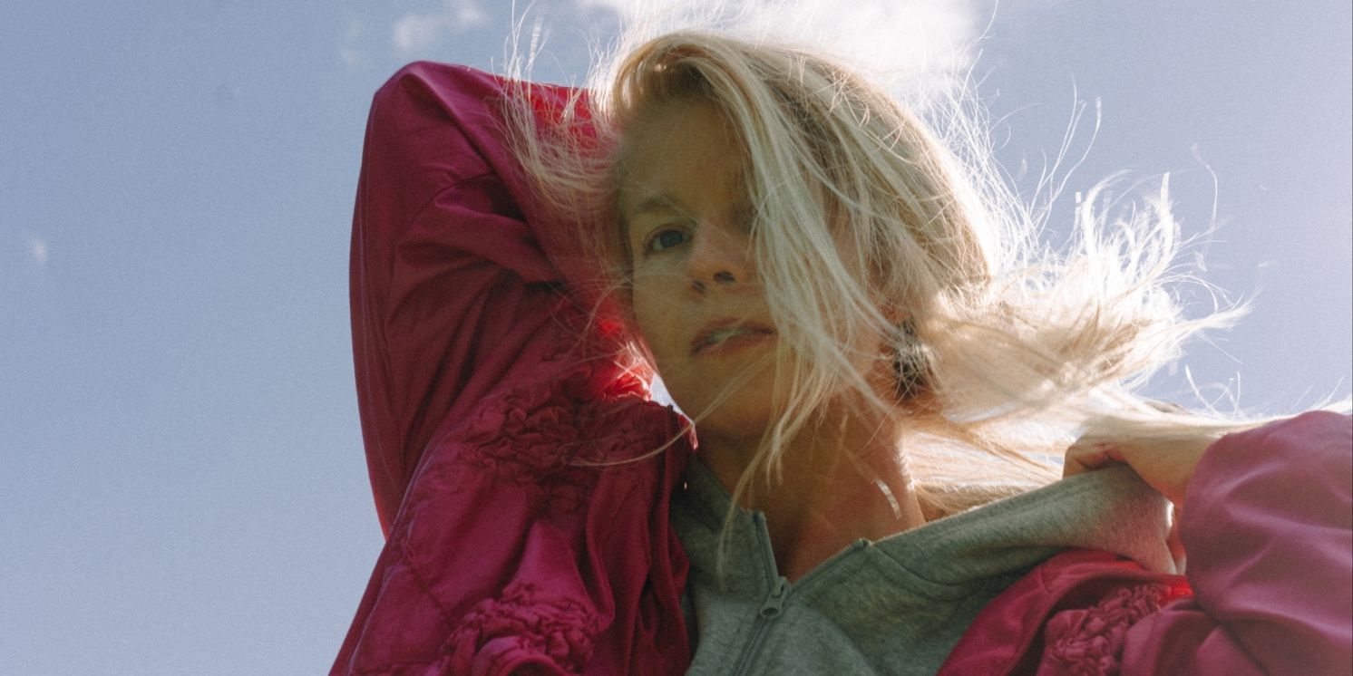 Shaina Hayes Shares Folk-Pop Single 'Sun And Time'  Image