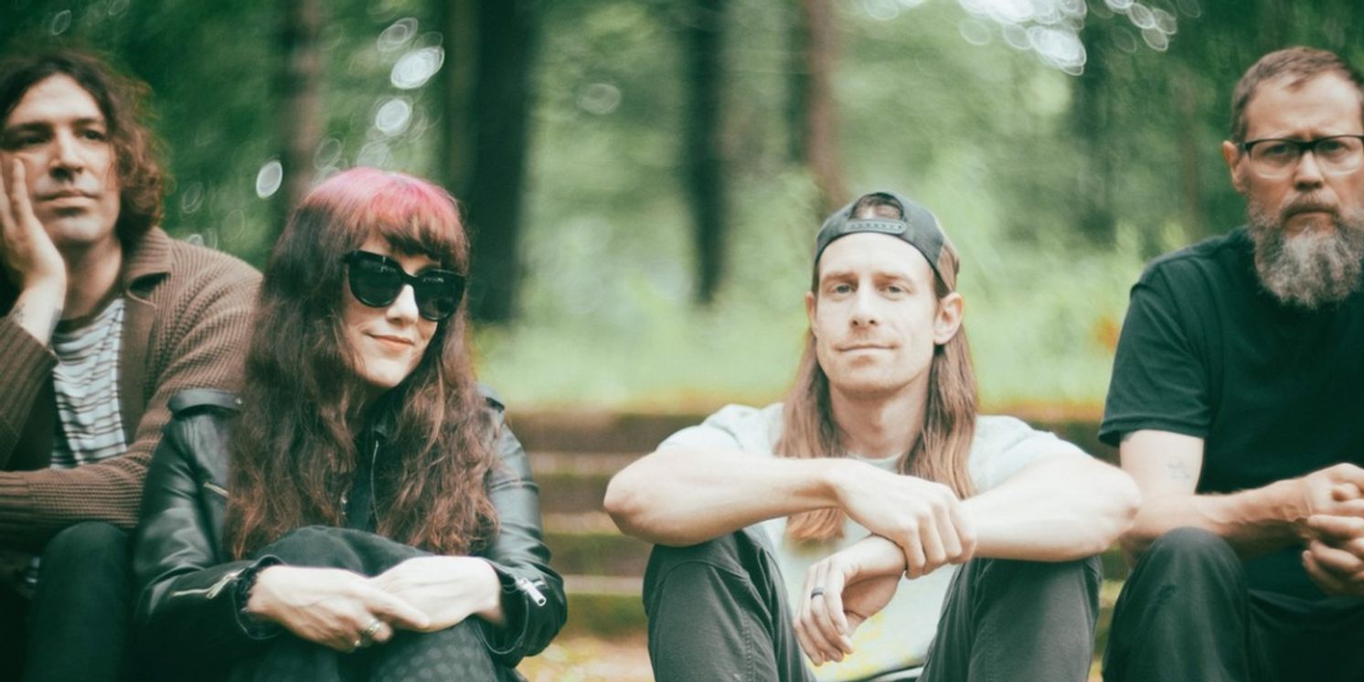 Shoegaze Quartet Crystal Canyon Release New LP 'STARS AND DISTANT LIGHT'  Image