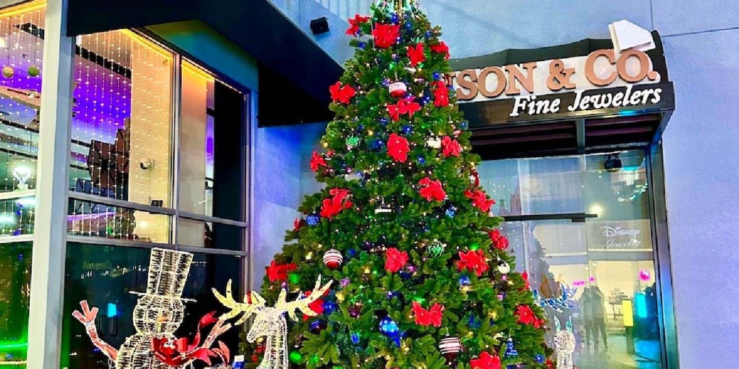 Shop From 20+ Small Businesses, Enjoy Live Music, Kids Crafts And More At STC GardenWalk's Christmas Market  Image