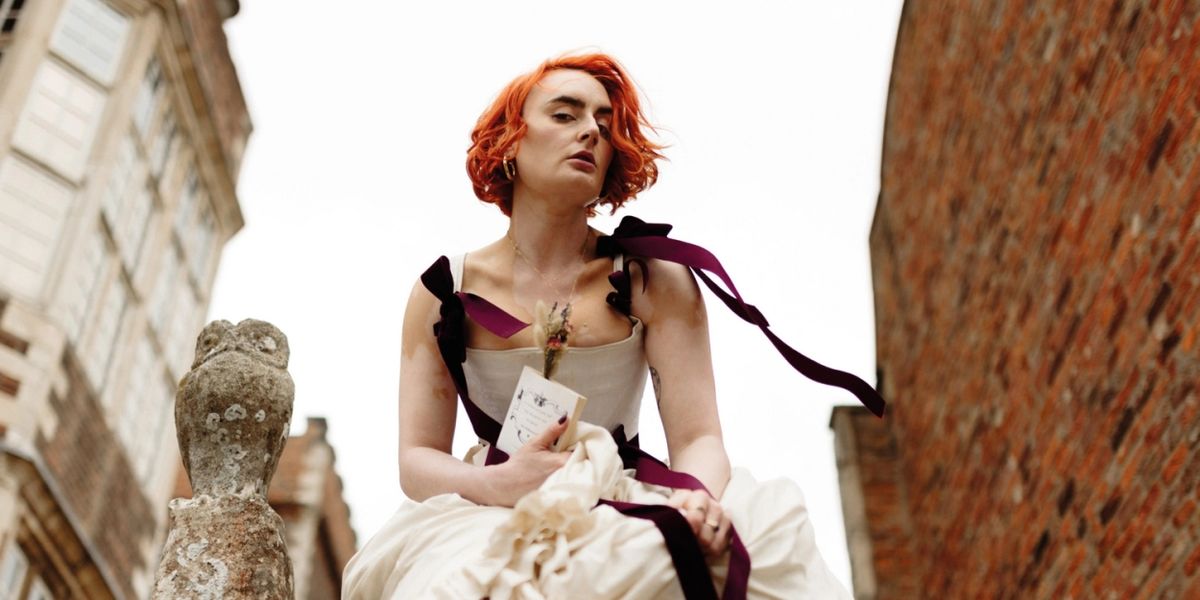 Singer Billy Nomates Will Release Soundtrack For The New Play MARY AND THE HYENAS