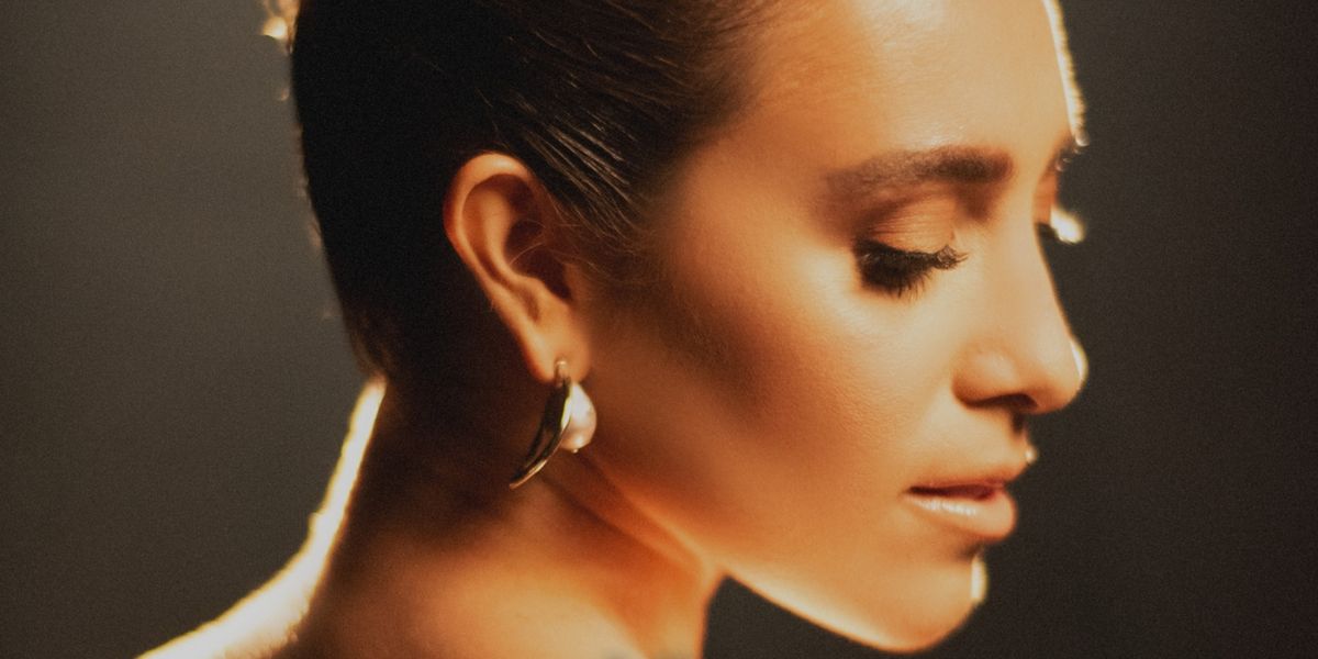Singer-Songwriter Chloe Stroll Releases New Rendition of Billie Eilish's 'My Future'