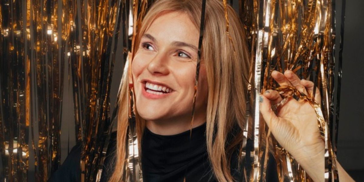 Sketch Star Davina Bentley Will Bring DANCING WHILE OLD to Edinburgh Fringe
