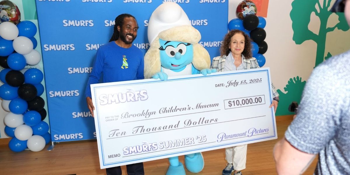Smurfs Join Paramount Pictures To Award $10,000 To Brooklyn Children's Museum