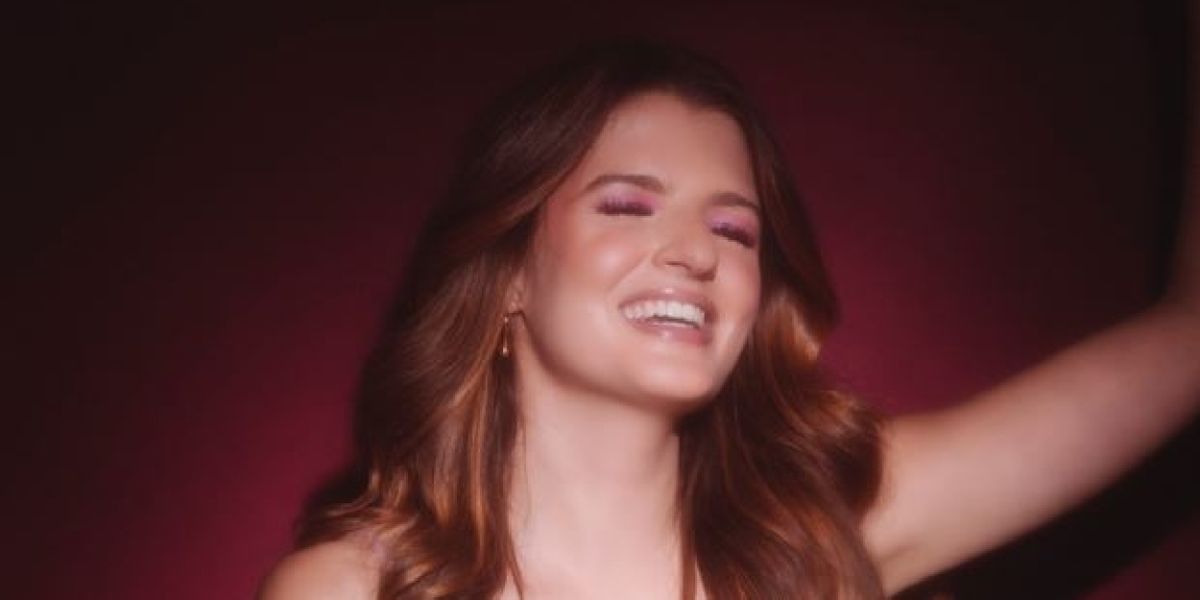 Sophia Petro To Illuminate The Pop Music Scene With Upcoming Anthem, 'Rosé Glow'