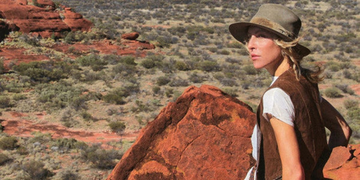 Sophie Hutchings Announces New Album 'A World Outside'