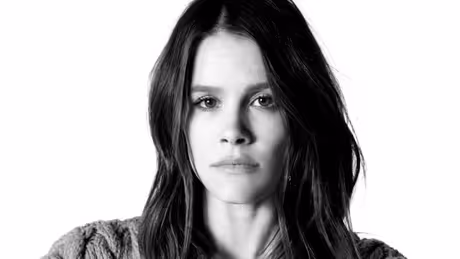 Sosie Bacon to Star in MGM+ Series THE BLACK TAPES Photo