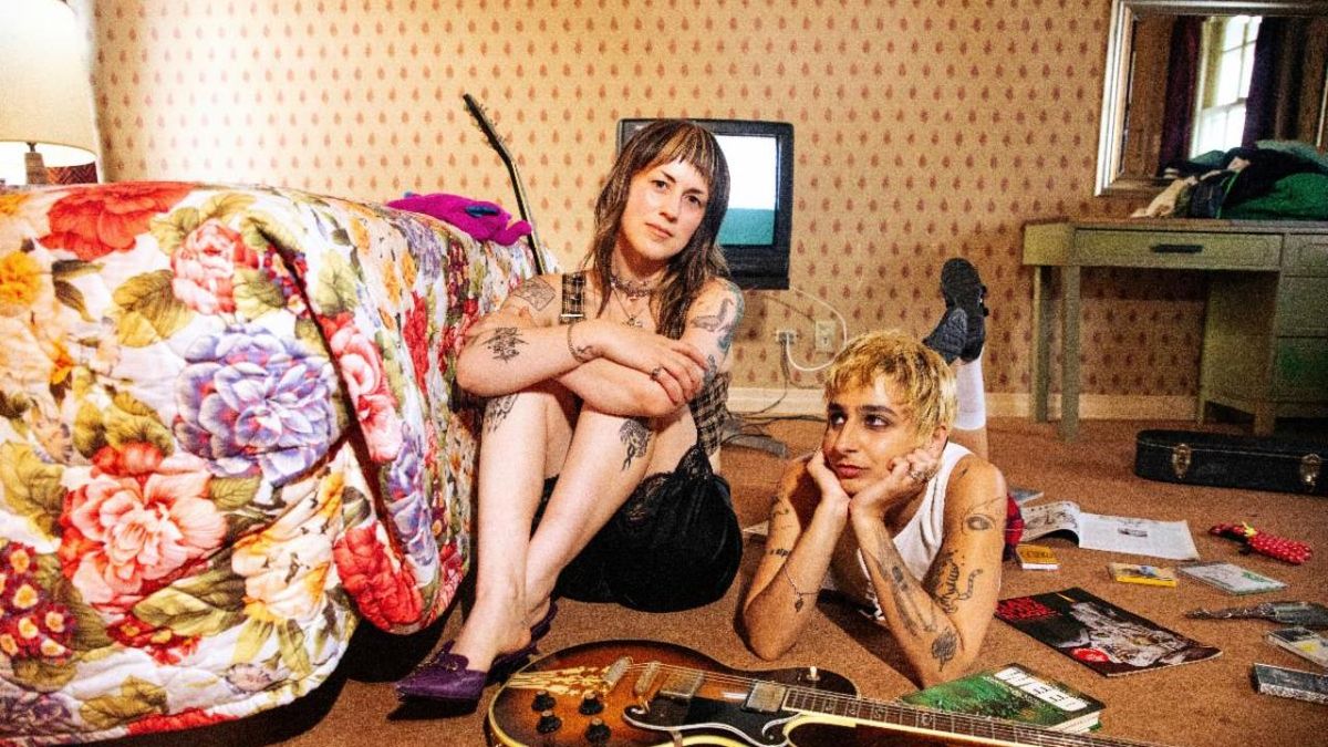 Sour Widows Share 'Choke Chain' Single, Fall Tour with SQUIRREL FLOWER
