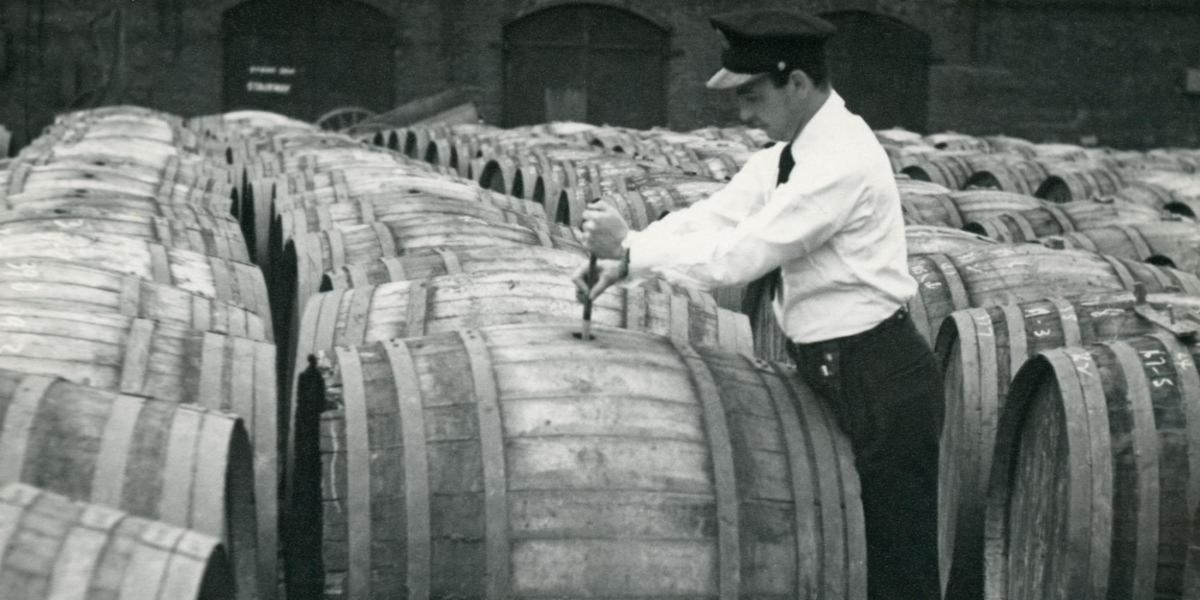 South Street Seaport Museum to Present Whiskey Tasting Aboard The 1885 Tall Ship Wavertree