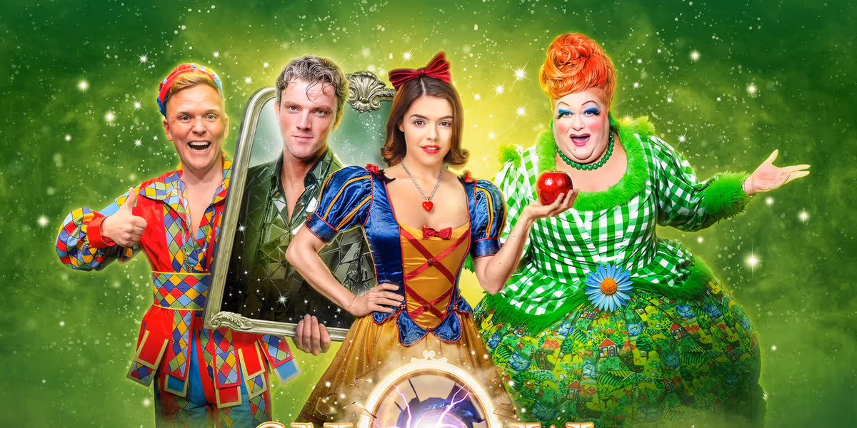 SNOW WHITE AND THE SEVEN DWARFS Panto Comes to St Helens Theatre Royal