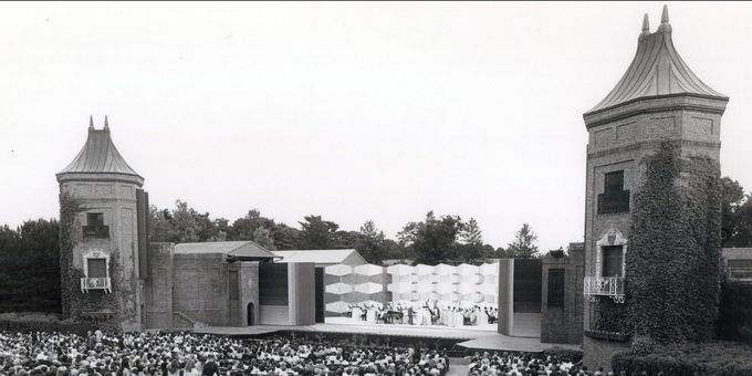 Starlight to Mark 75 Years of Broadway at Kansas City Public Library Missouri Va Photos
