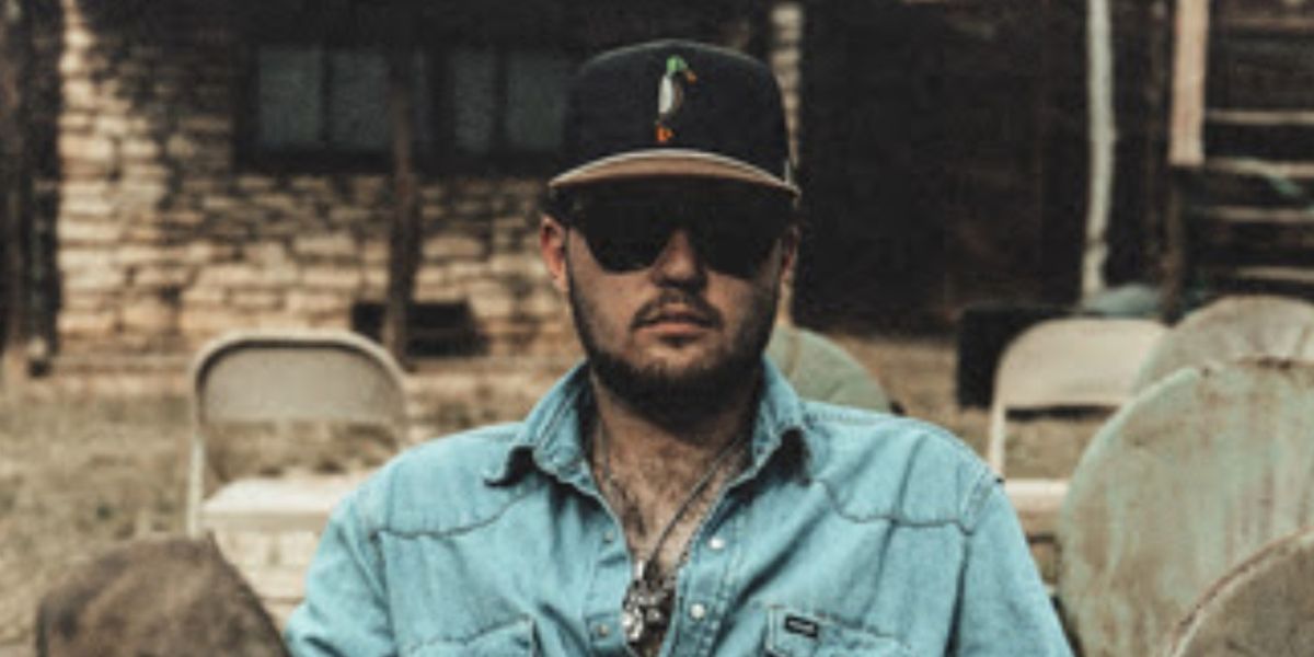 Sterling Elza Confirms New Shows with Giovannie and the Hired Guns