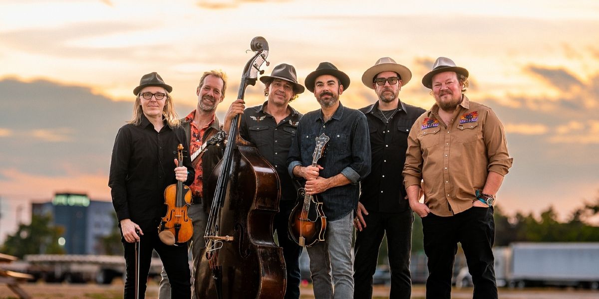 Steve Martin Joins Steep Canyon Rangers on New Single; Tour Dates Revealed
