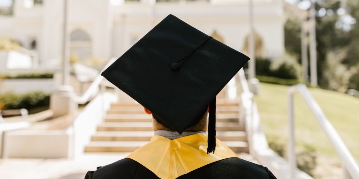 Student Blog: Committing to a College