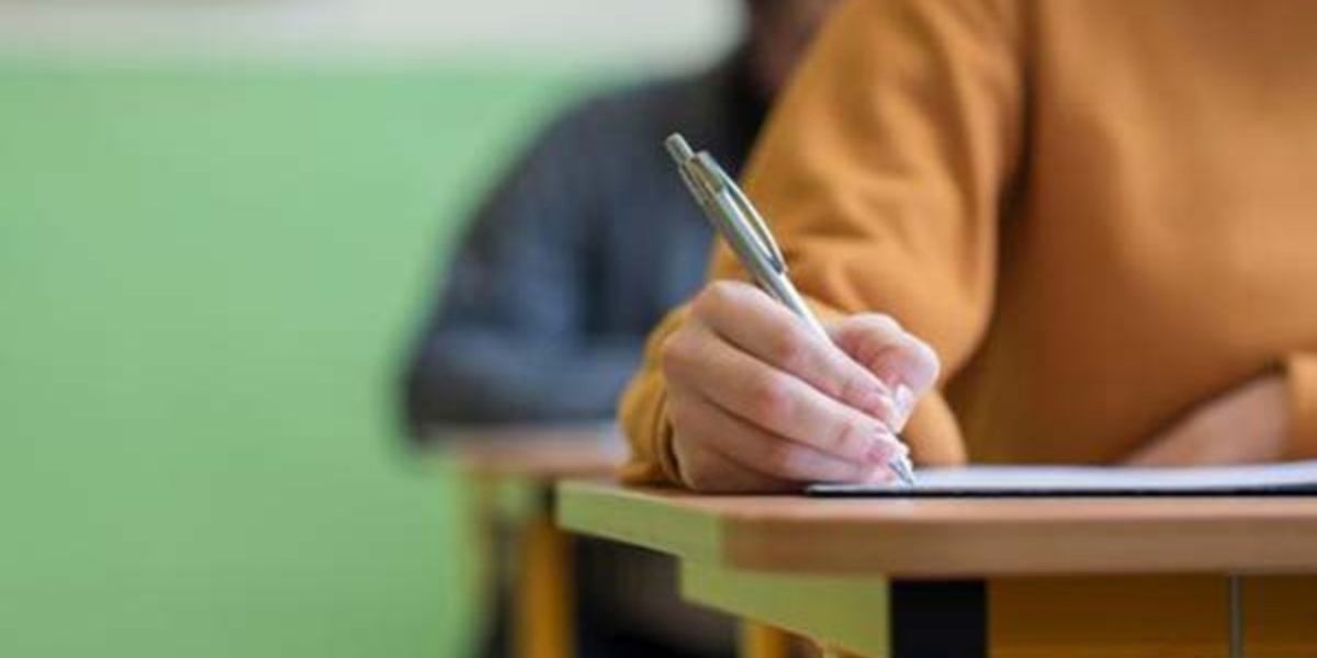 Student Blog: Guide to Survival : Surviving End of Semester Exams