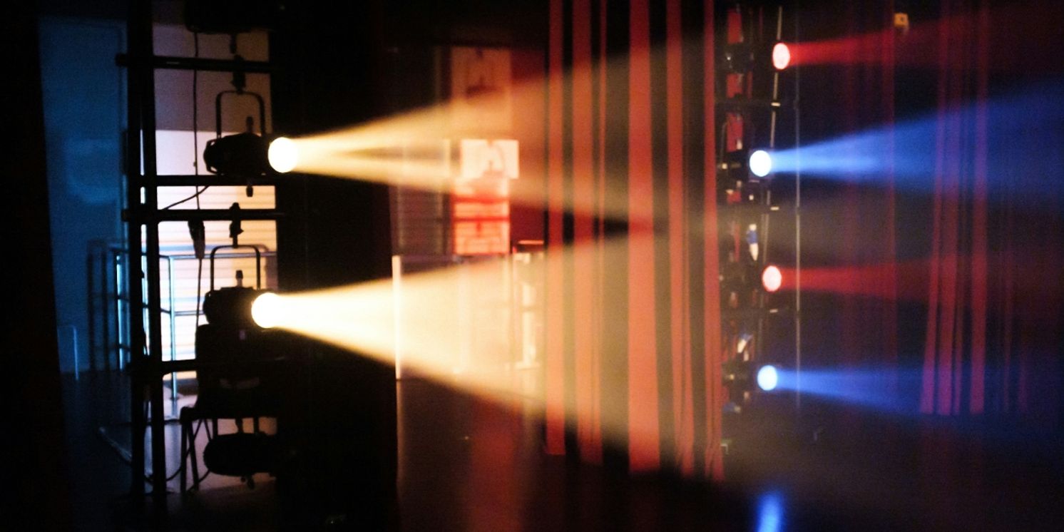 Student Blog: Taking a Step Behind the Curtain  Image