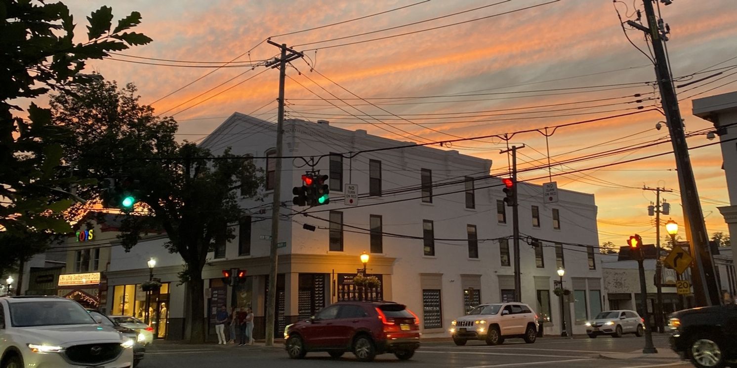 Student Blog: Why You Should Support Your Local Theatres  Image