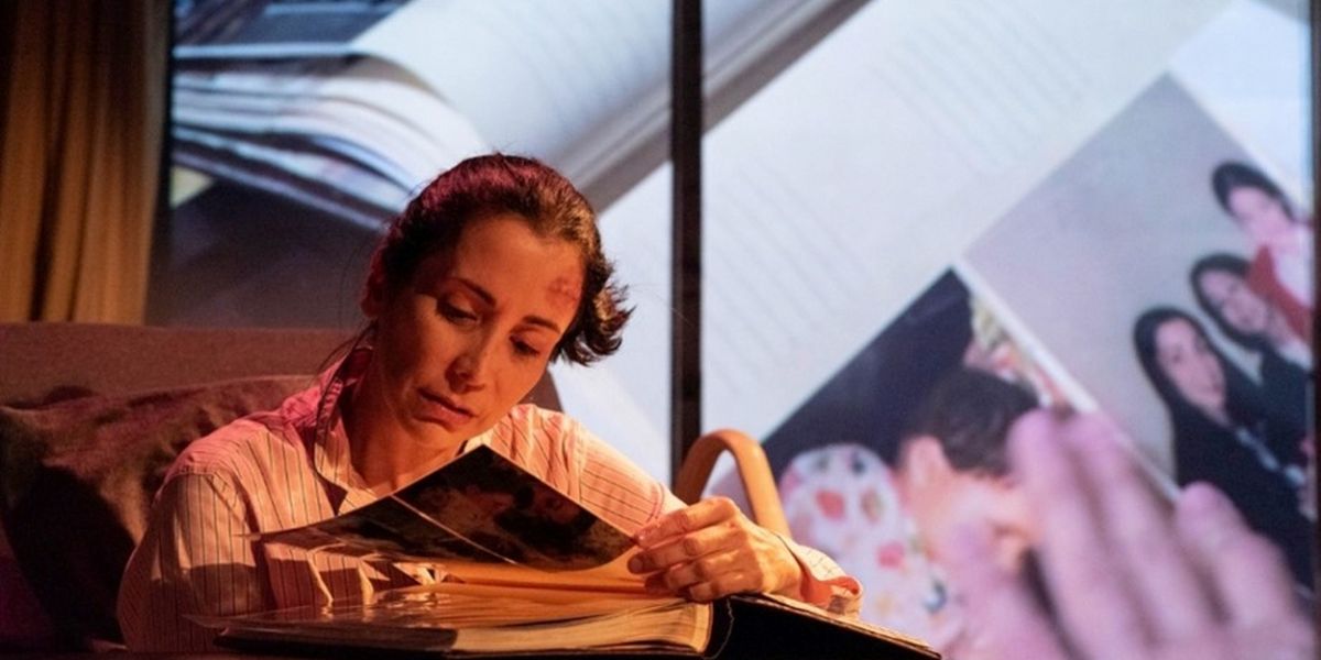 THE DELICATE TEARS OF THE WANING MOON Comes to Instituto Cervantes