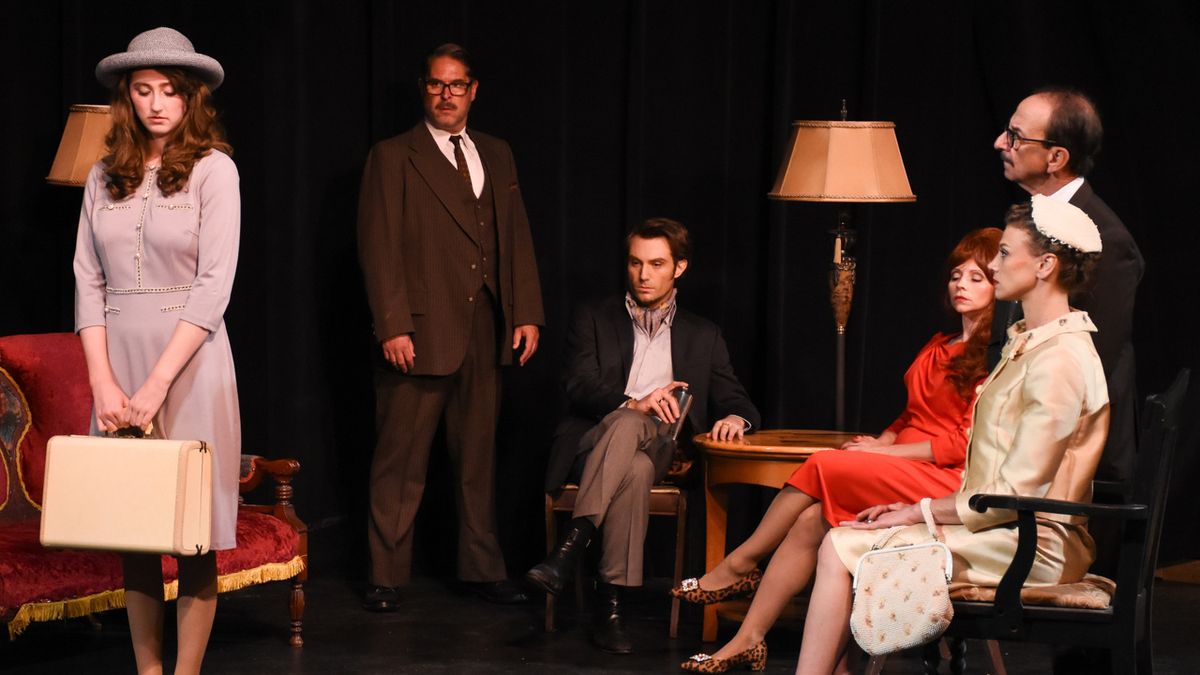 THE HAUNTING OF HILL HOUSE to Open at Farmington Players