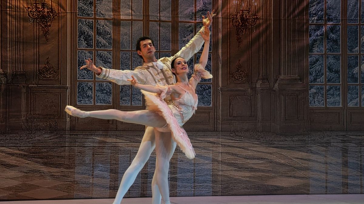 THE NUTCRACKER Will Tour UK and Bahamas
