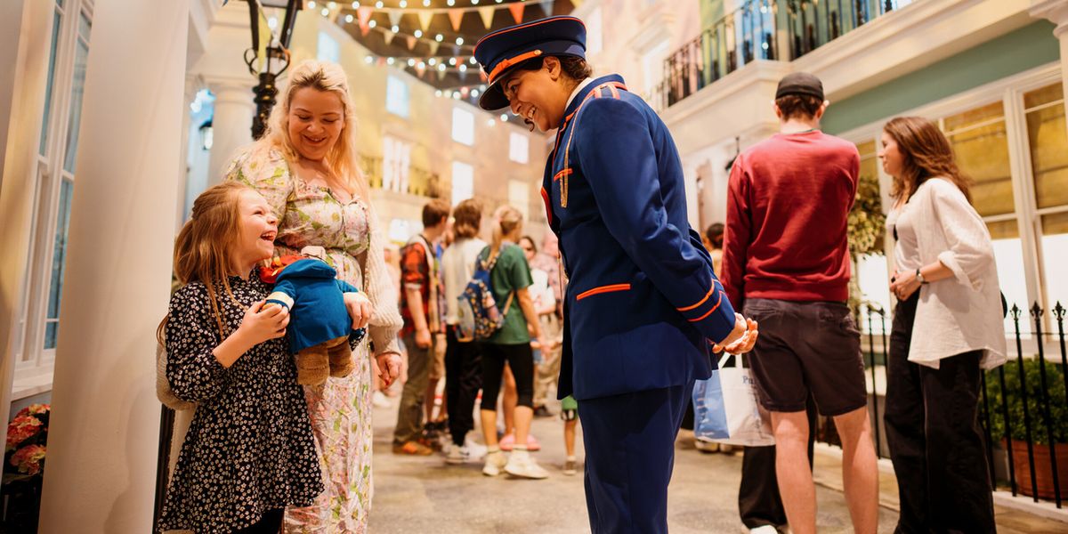 THE PADDINGTON BEAR EXPERIENCE to Offer Halloween Trick-or-Treat Adventure