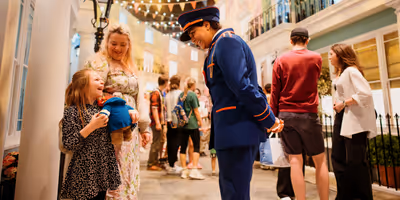 THE PADDINGTON BEAR EXPERIENCE to Offer Halloween Trick-or-Treat Adventure