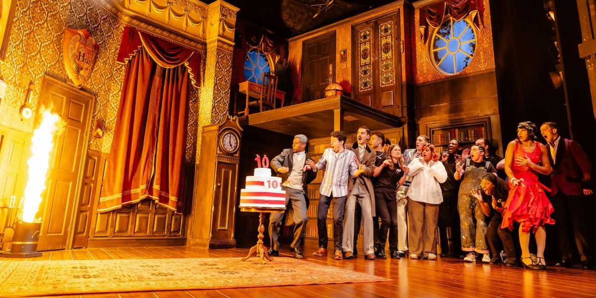 THE PLAY THAT GOES WRONG Celebrates 10th Anniversary & Extends to February 2026