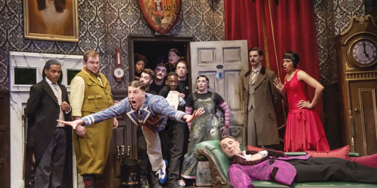 THE PLAY THAT GOES WRONG Offers £10 Front Row Tickets for All September Performances  Image