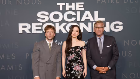 THE SOCIAL RECKONING Photos Released From Paris Special Screening Photo