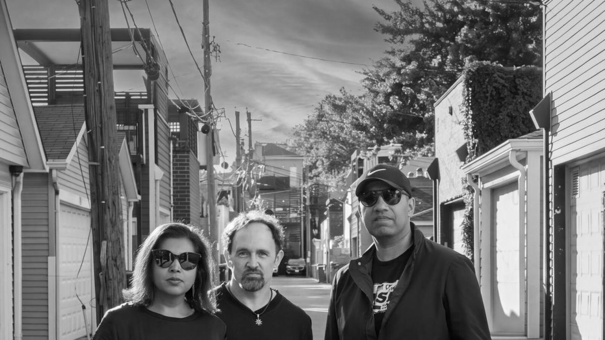 THE SUNSHINE REBELS Release Debut Single HOP ON, HOP OFF