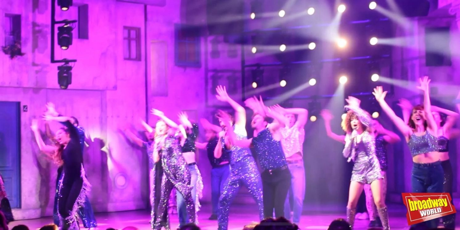 TV: MAMMA MIA! Celebra 500 funciones en el Teatro Rialto de Madrid  Image