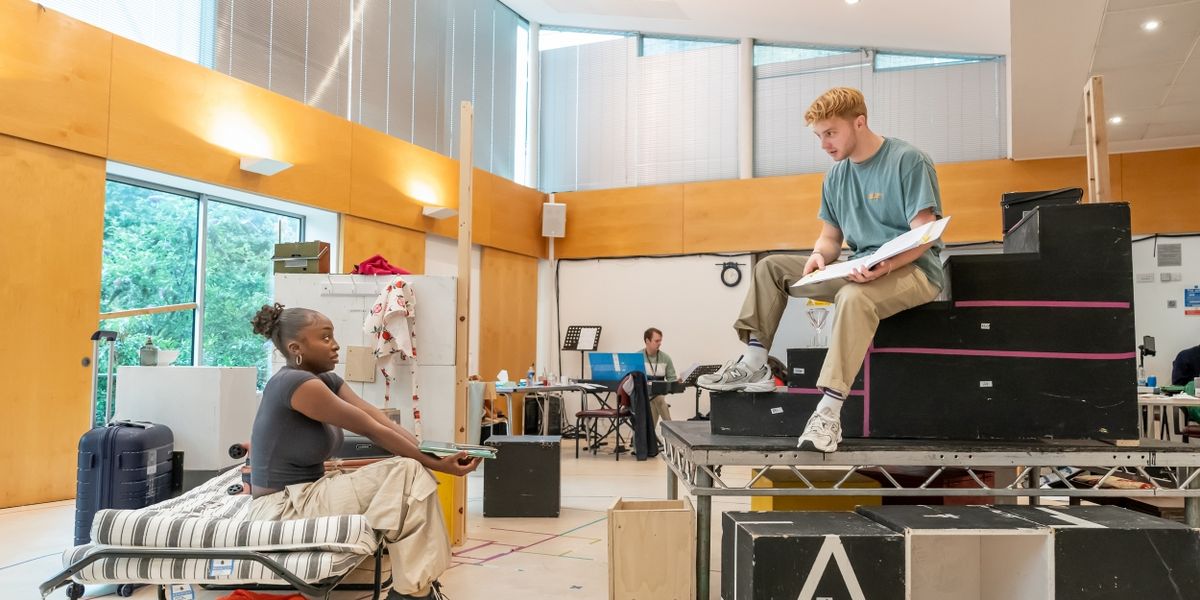 TWO STRANGERS (CARRY A CAKE ACROSS NEW YORK) Extends at The Kiln Theatre