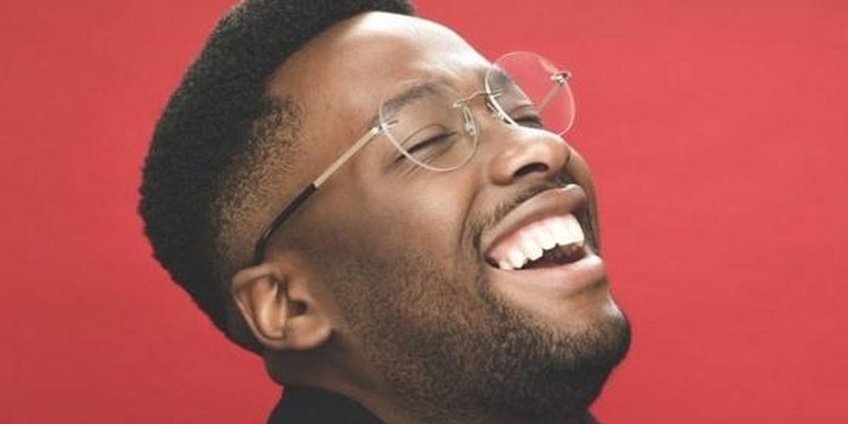 Tadiwa Mahlunge Brings Solo Show to the Soho Theatre