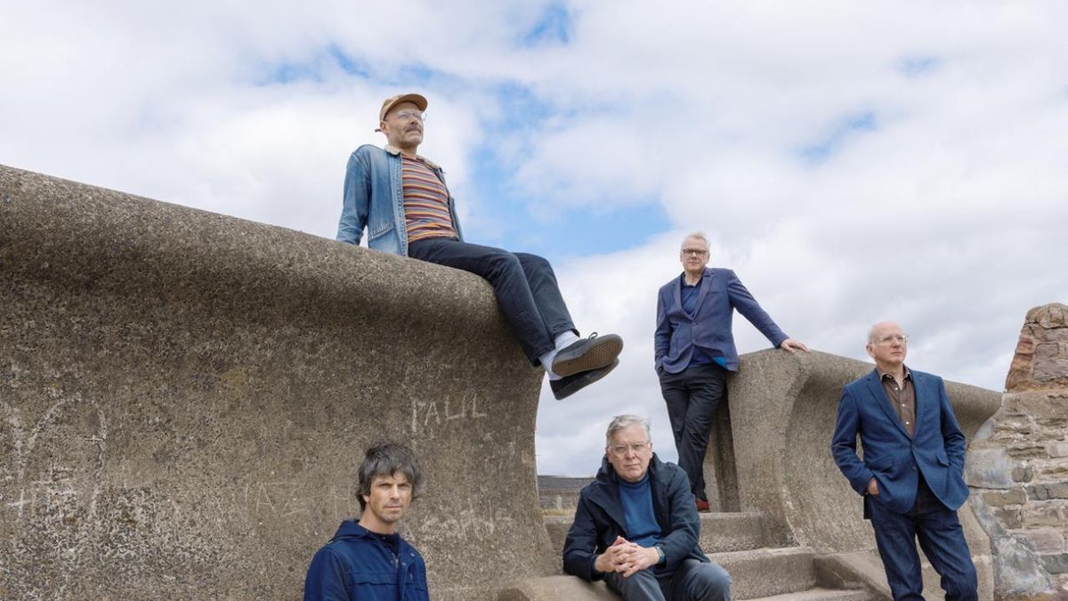 Teenage Fanclub Releases DO NOT DARE TO DREAM on Merge Records