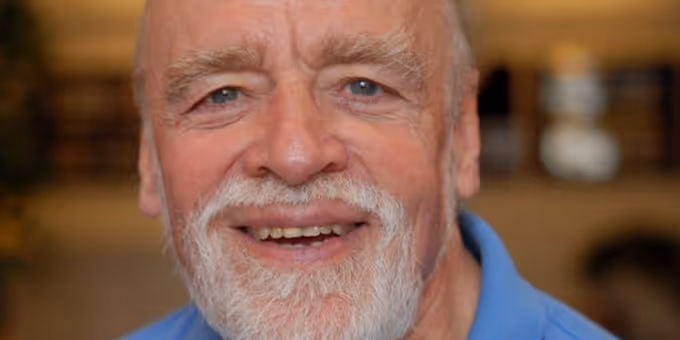 Terry Schreiber Founder Of T. Schreiber Studio Dies At Age 89 Photos