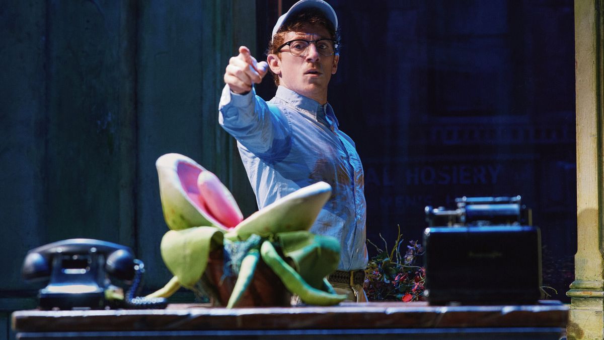 Texas High School Cancels LITTLE SHOP OF HORRORS After Female Student Is Cast as Seymour