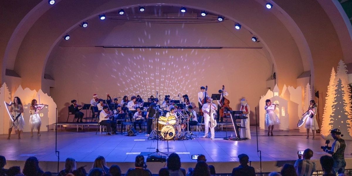 The 12th Annual Violectric Holiday Show Comes to Lake Eola Park