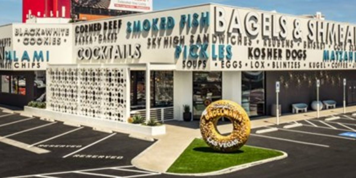 The Bagelmania Backroom Returns to Siegel’s Bagelmania 