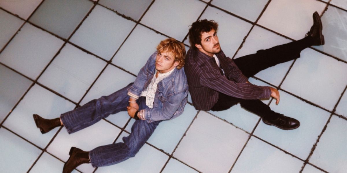 The Driver Era Kick off 2024 With New Single 'Get off My Phone'