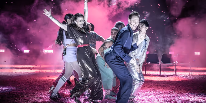 The Jamie Lloyd Company Teases MUCH ADO ABOUT NOTHING Broadway Transfer Photos