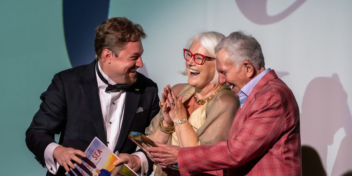 The Naples Players Honors Patty & Jay Baker With Heart of the Arts Award