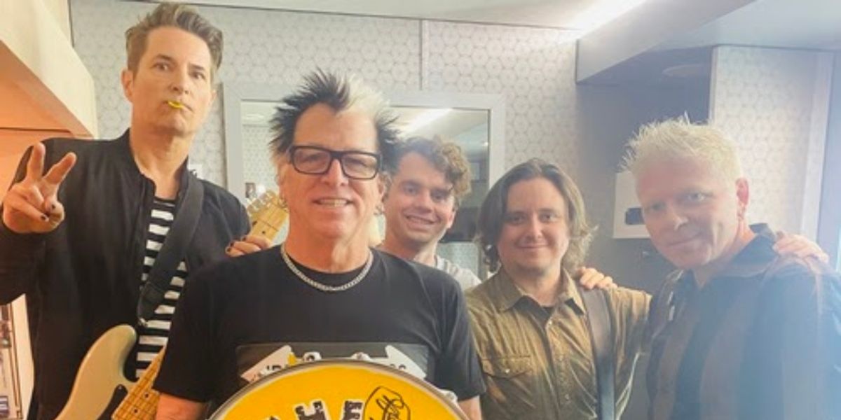 The Offspring to Feature Art and Photography Exhibits on SUPERCHARGED Tour