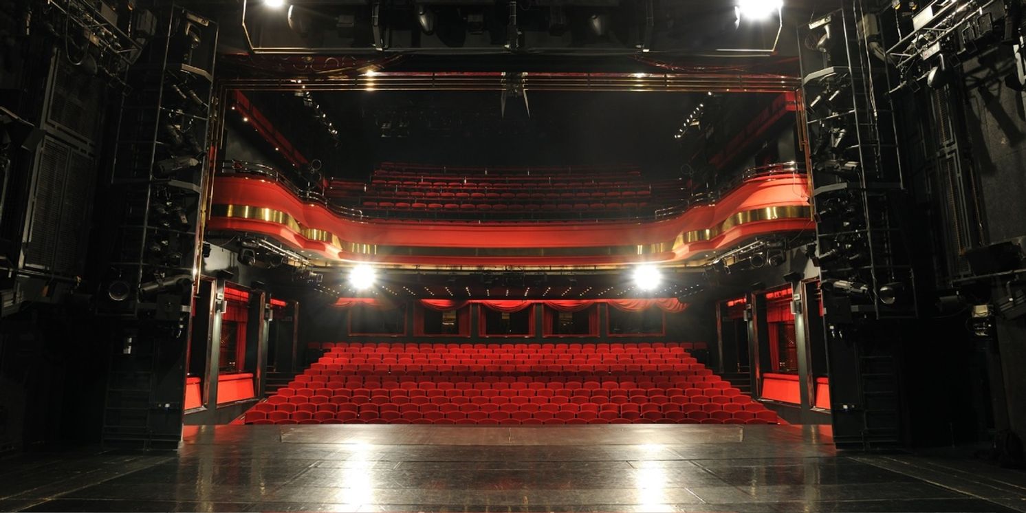 The Unsung Heroes of the Stage: Backstage Jobs That Keep Theatre Running  Image