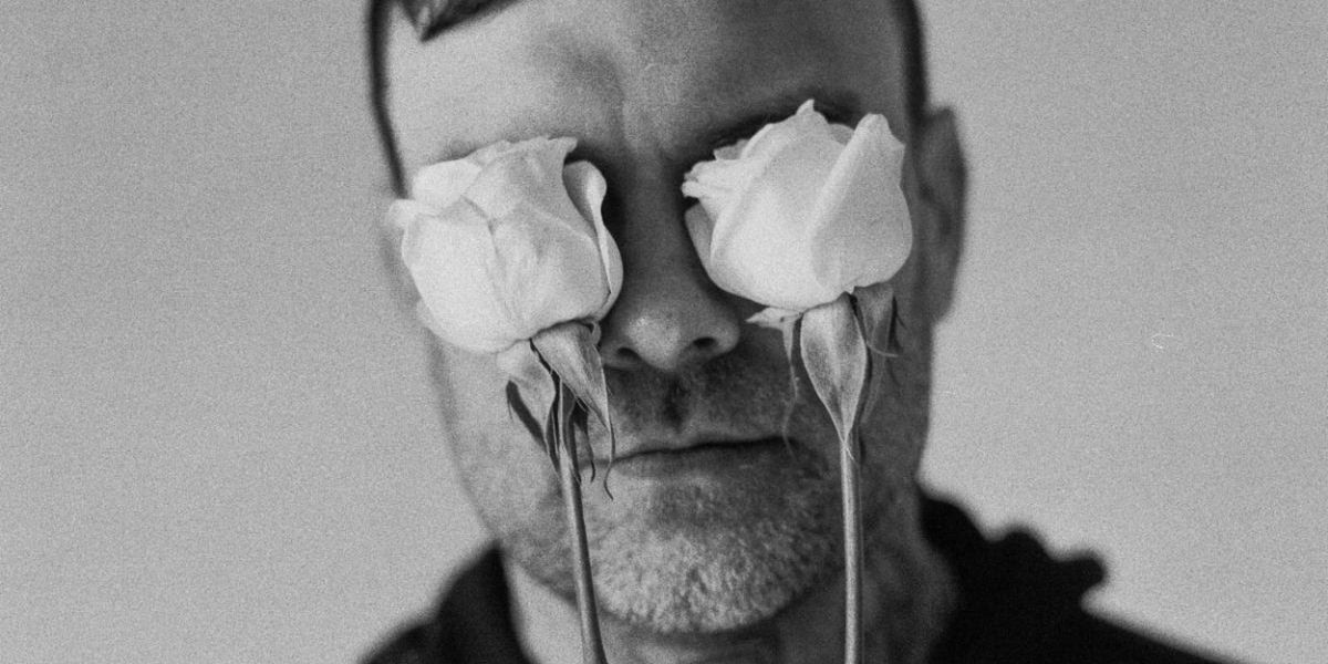 The Used Frontman Bert McCracken Introduces Solo Project 'robbietheused'