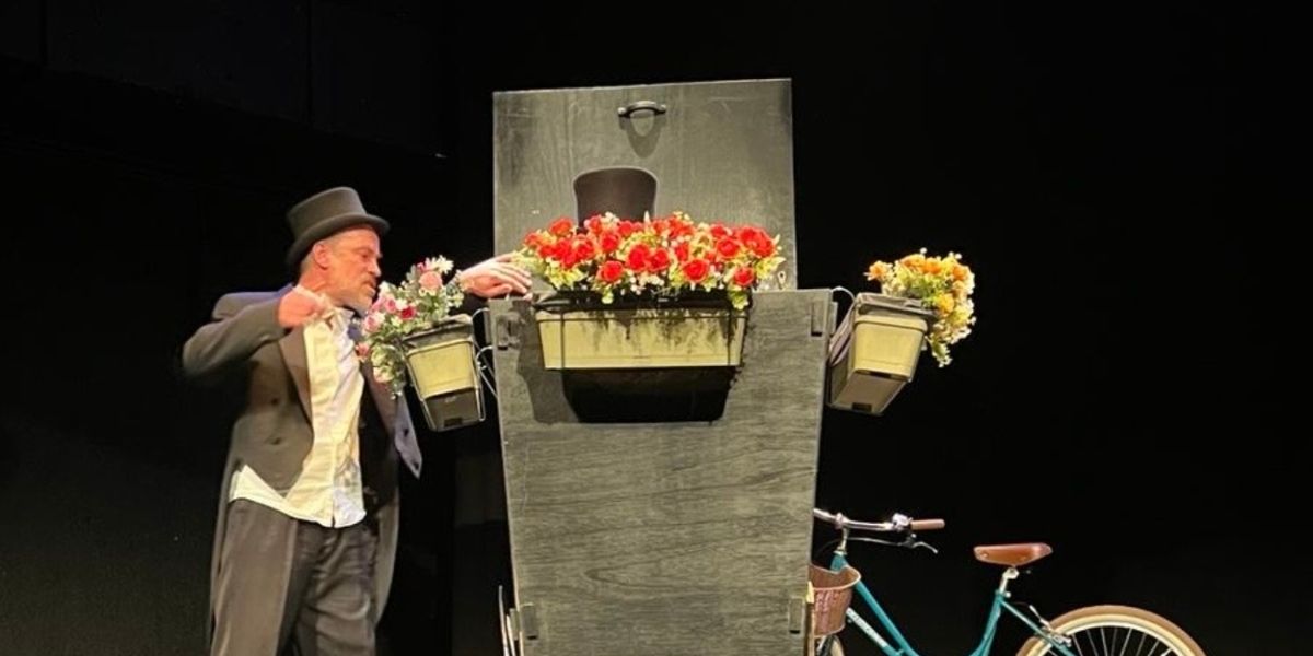 The Works of Dario Fo and Anton Chekhov Come to the Playground Theatre