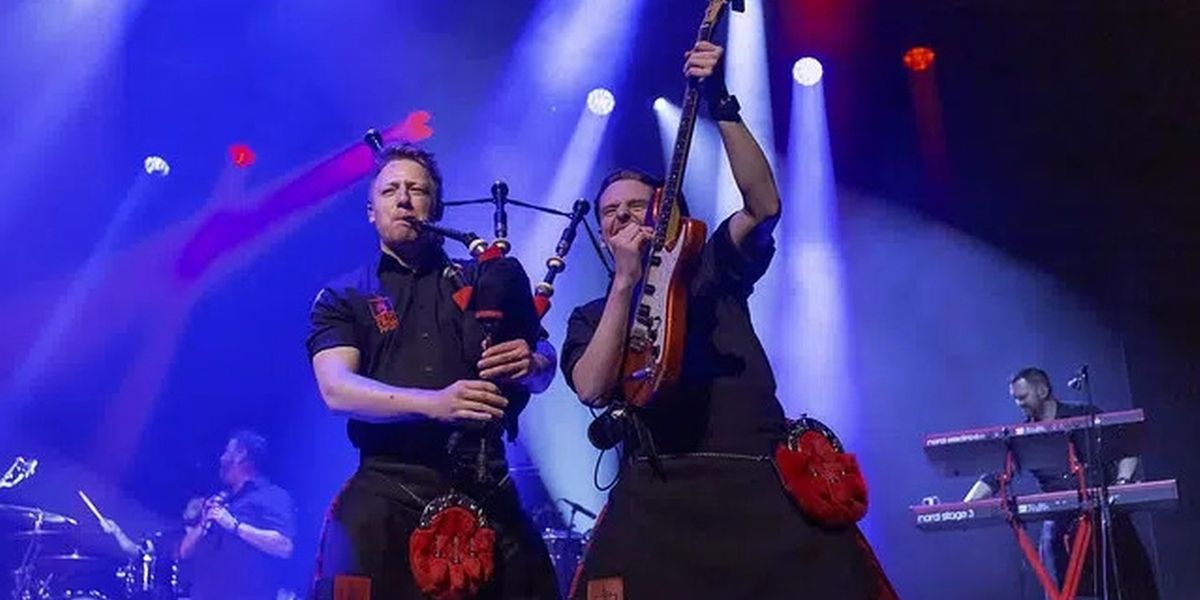 The Red Hot Chilli Pipers Come to the Warner Theatre 