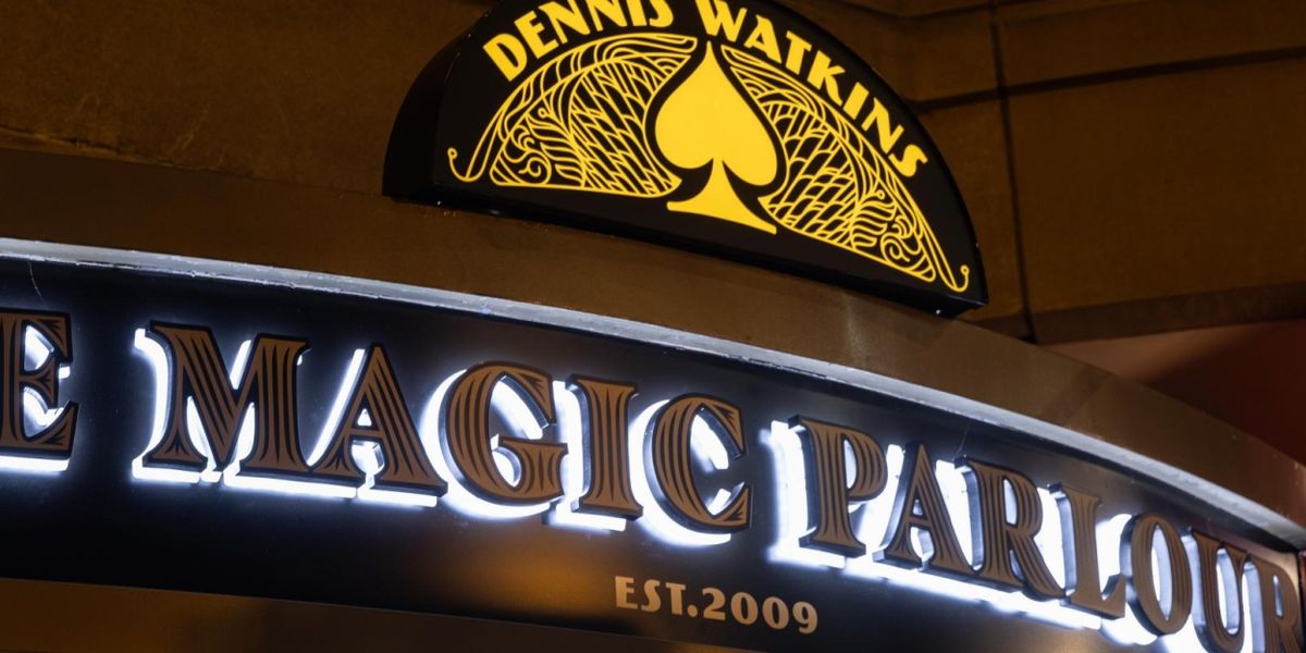 This Halloween, Dennis Watkins Presents THE SPIRIT CABINET At The Magic Parlour